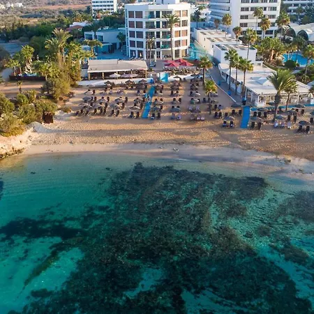 Resort Adams & (adults Only)